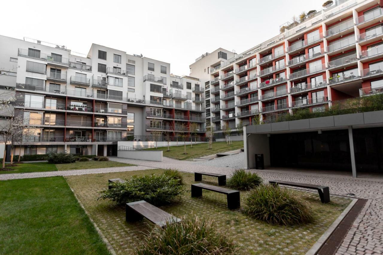 Prague Days - Family 2Bdr Apt - Garage Parking - Balcony מראה חיצוני תמונה